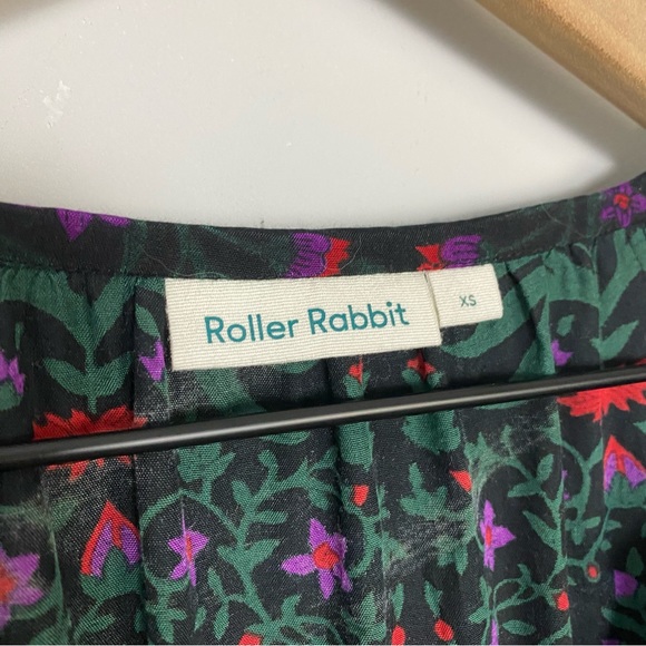 Roller Rabbit Favela Floral Split Neck Blouse - Picture 6 of 11